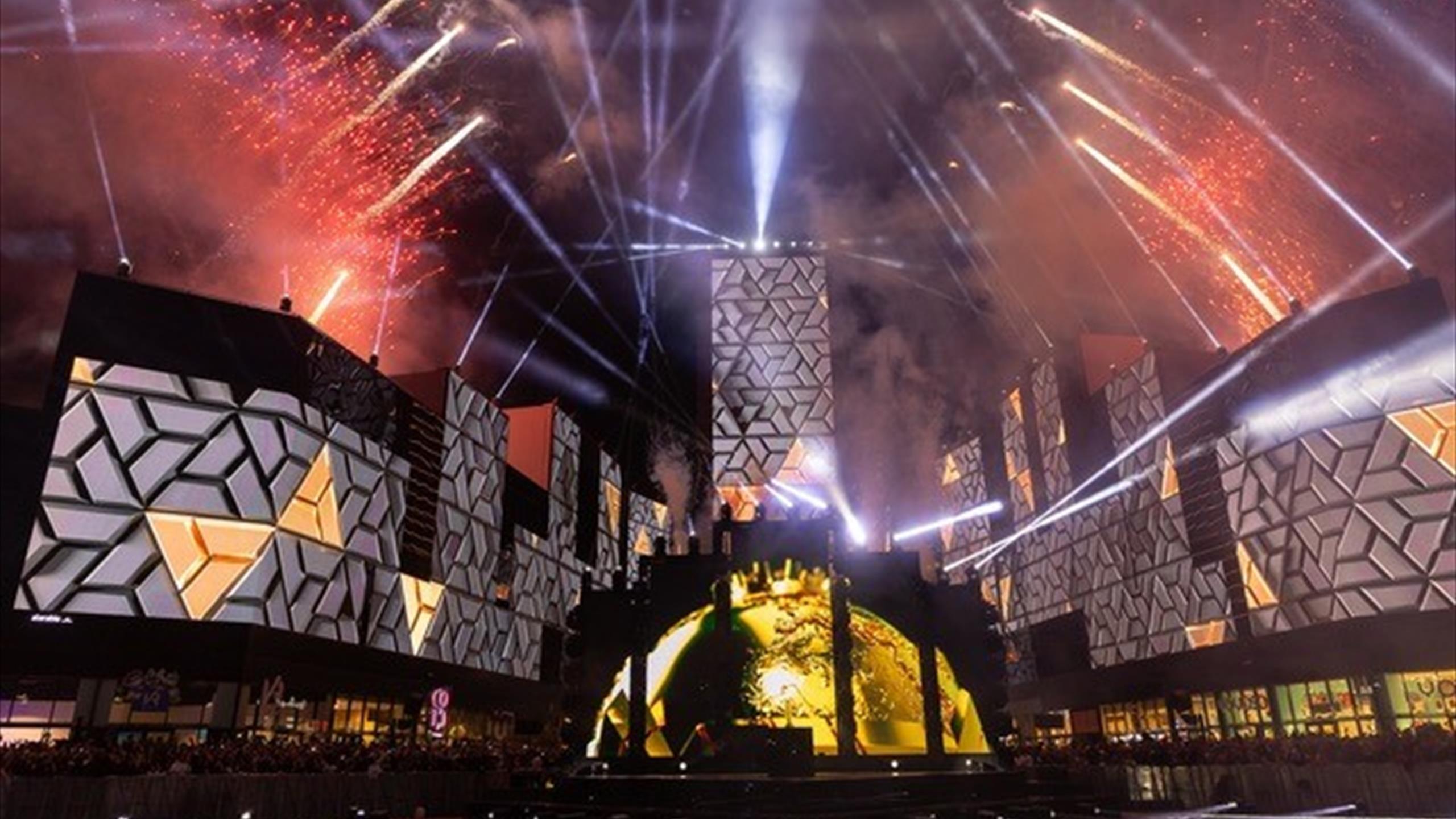 Une cérémonie qui lance 8 semaines de compétition - Eurosport