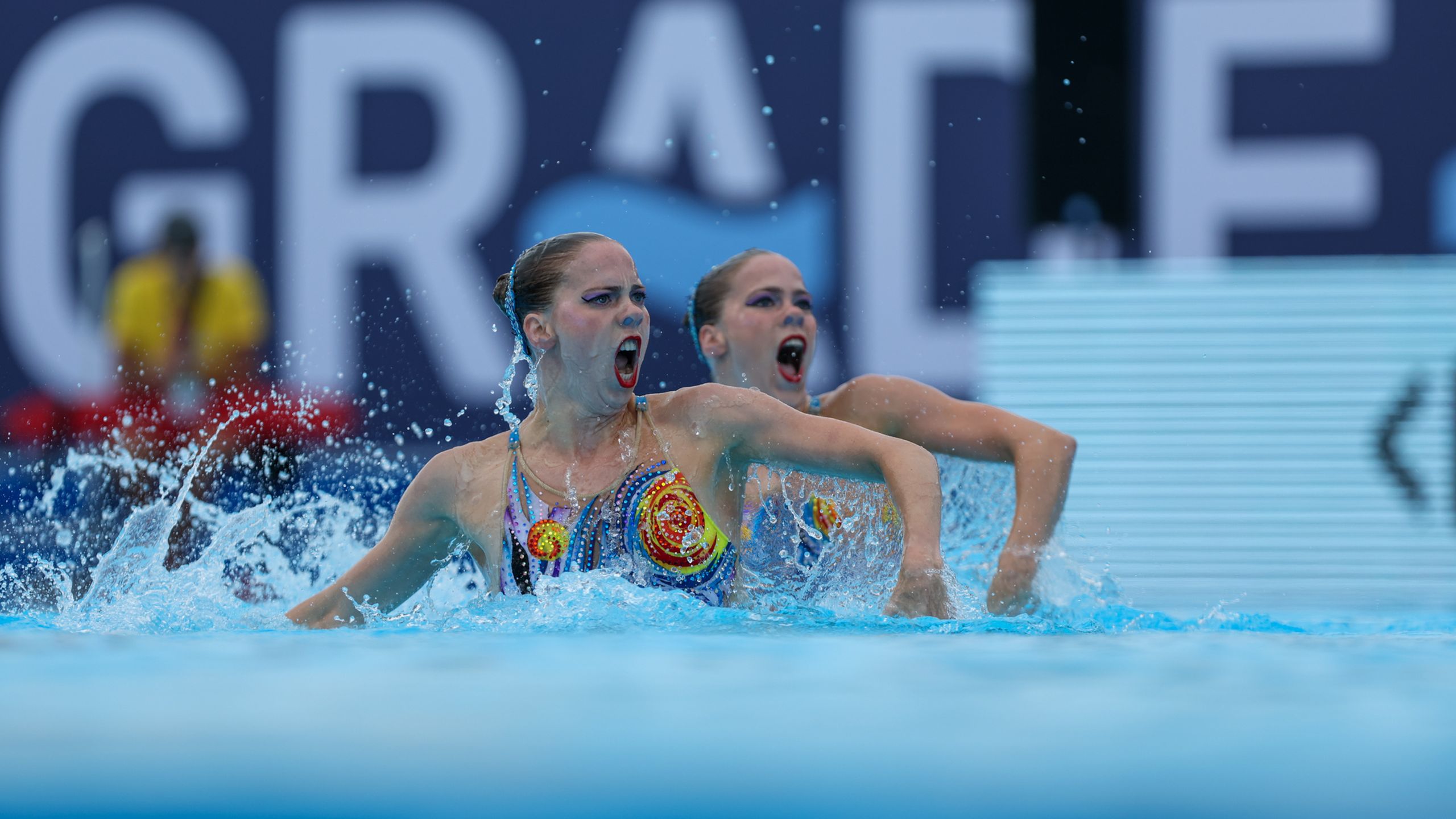 Synchroonzwemmen Logo Paris 2024 | Gaan Synchroonzwemzusjes De Brouwer