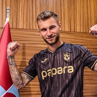 Noile transferuri ale FCSB-ului au ajuns la București în miez de noapte! Când va sosi Denis Drăguș
