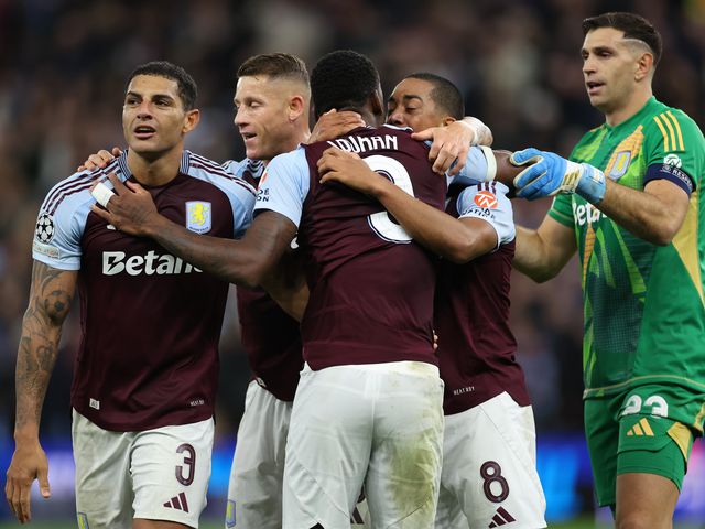 Barcelona vs Bayern Munich Raphinhas Early Strike Sets Tone in Champions League Showdown