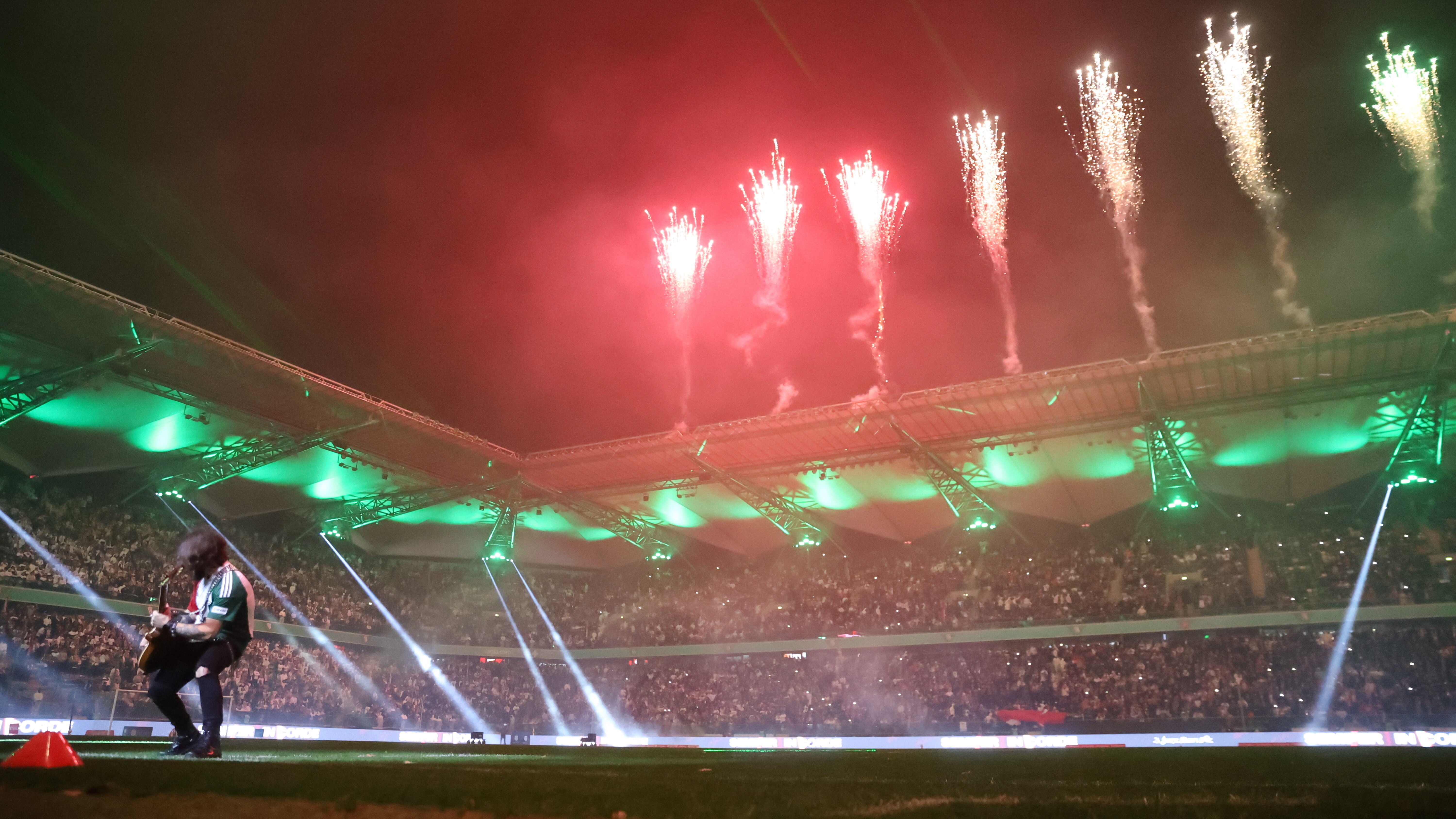 Mecze Legii z Widzewem zawsze mają efektowną oprawę