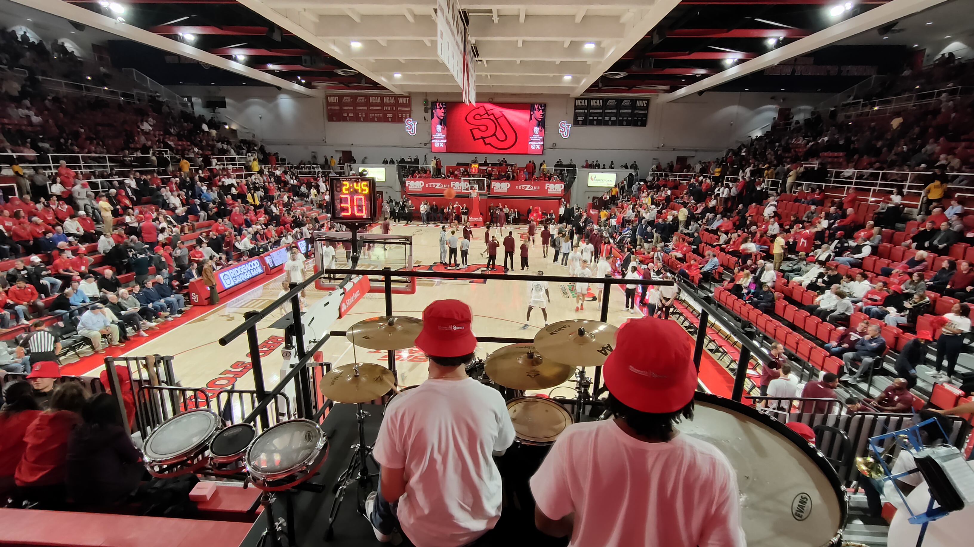 La banda a sostegno della squadra di St. John's