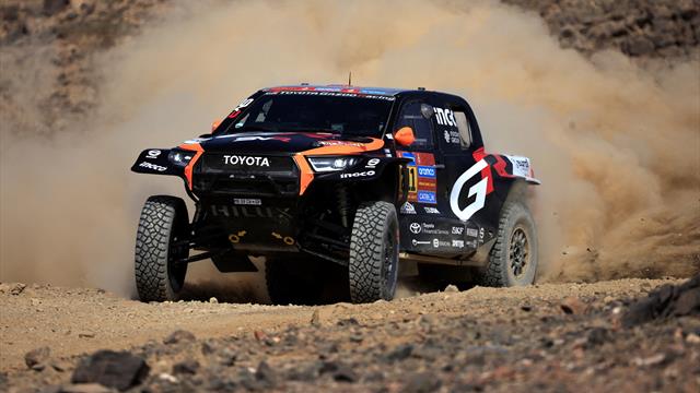 4077838 82694417 640 360