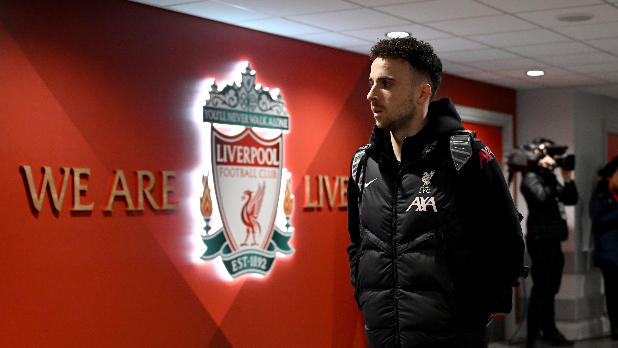 Liverpool Em Busca da Vitória na FA Cup: Estréia de Rio Ngumoha e Novidades no Time Liverpool Em Busca da Vitória na FA Cup: Estréia de Rio Ngumoha e Novidades no Time