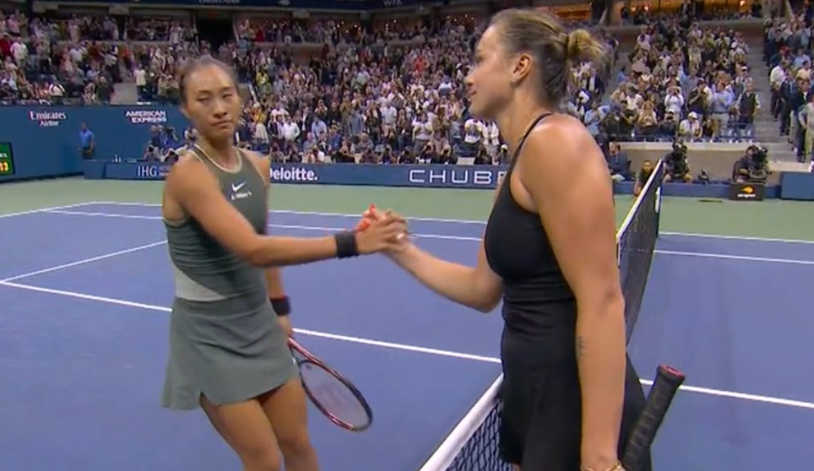 Zheng a avut la ultimele partide directe cu Sabalenka o atitudine neprietenoasă