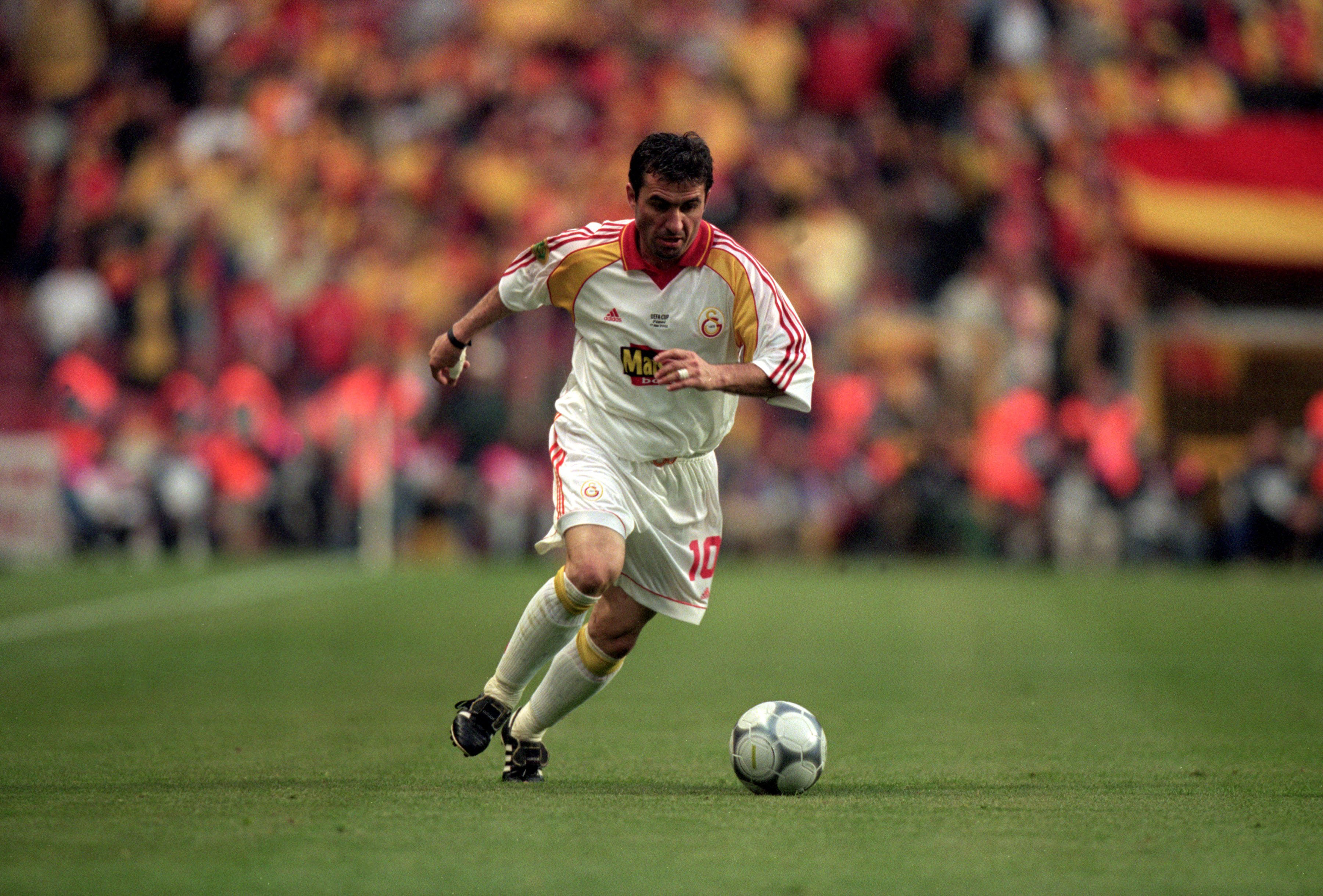 Gică Hagi în tricoul lui Galatasaray.