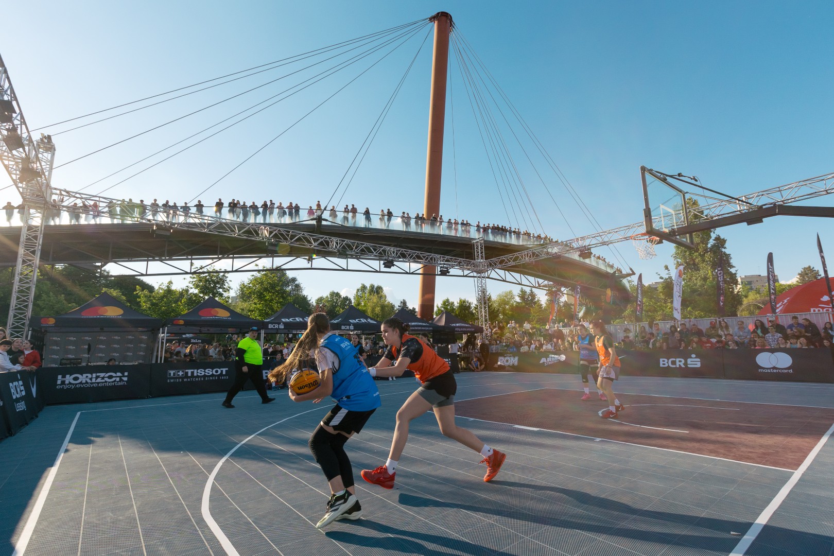 Peste 2000 de oameni au făcut sport la BCR Sport Arena Streetball, în Parcul Drumul Taberei