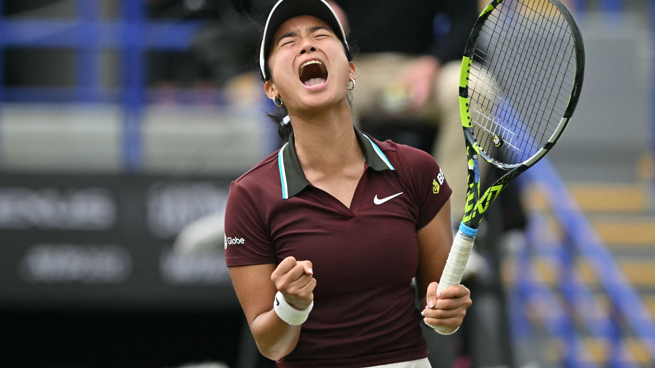 Alex Eala rompe a llorar tras desperdiciar cuatro bolas de partido y caer  en su primera final WTA - Eurosport