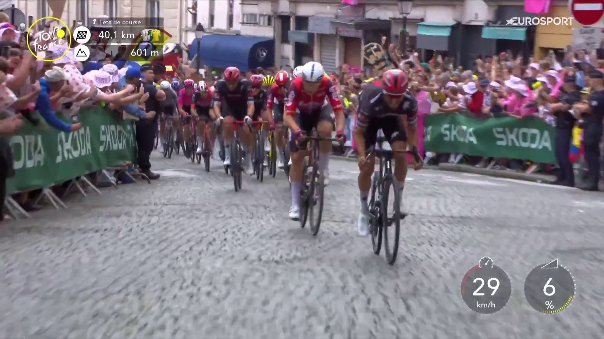 Alaphilippe ataca junto a Arnaud de Lie (Lotto).