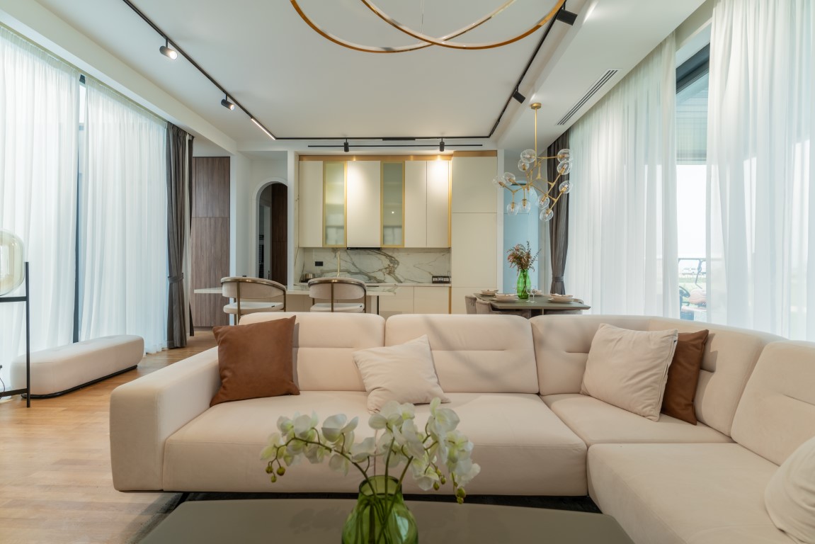 National Golf & Country Club.