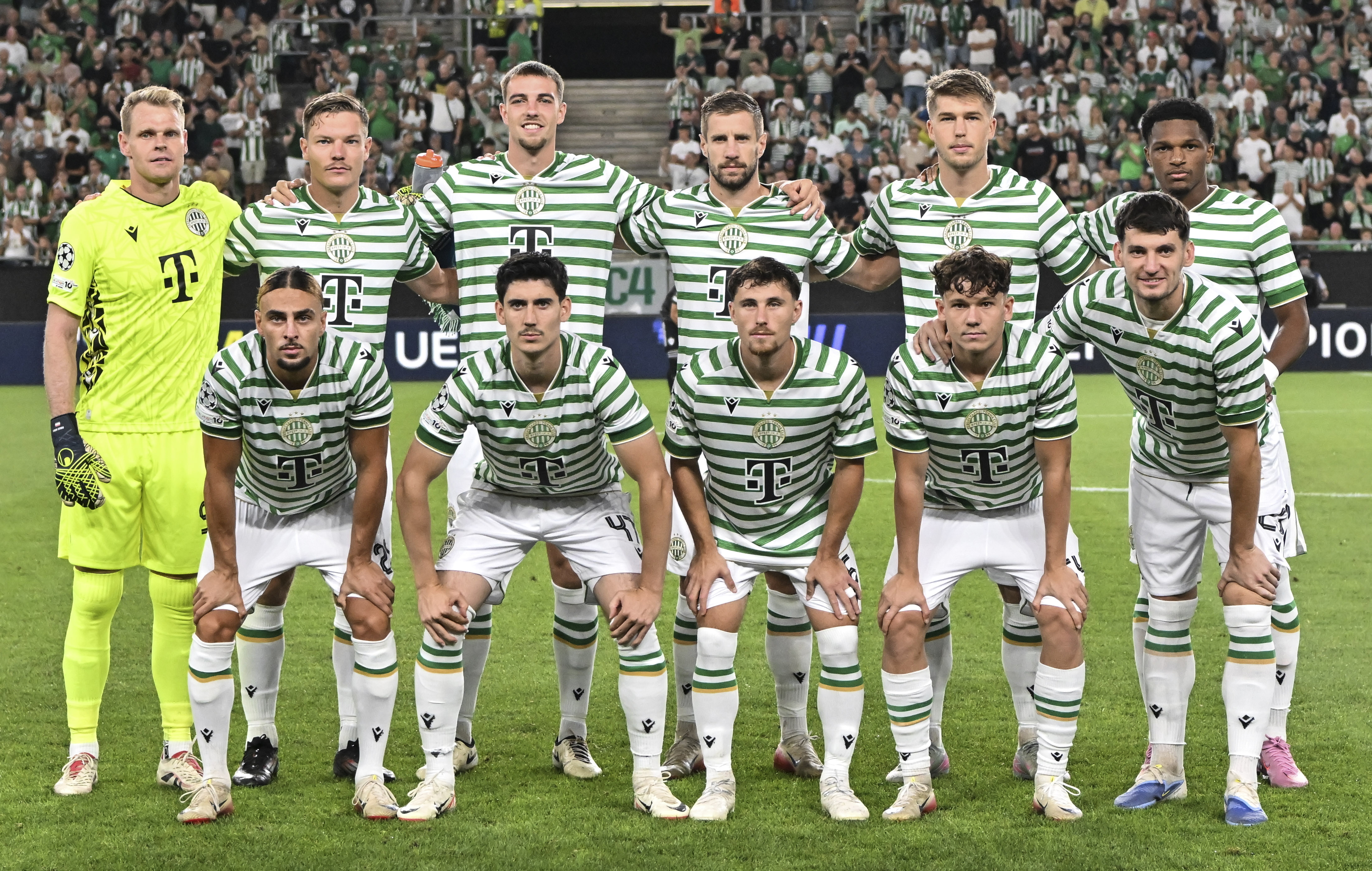 A Ferencváros kezdőcsapata a labdarúgó Bajnokok Ligája selejtezőjének negyedik fordulójában játszott Ferencvárosi TC - Qarabag mérkőzés kezdete előtt a Groupama Arénában 2025. augusztus 19-én. MTI/Illyés Tibor