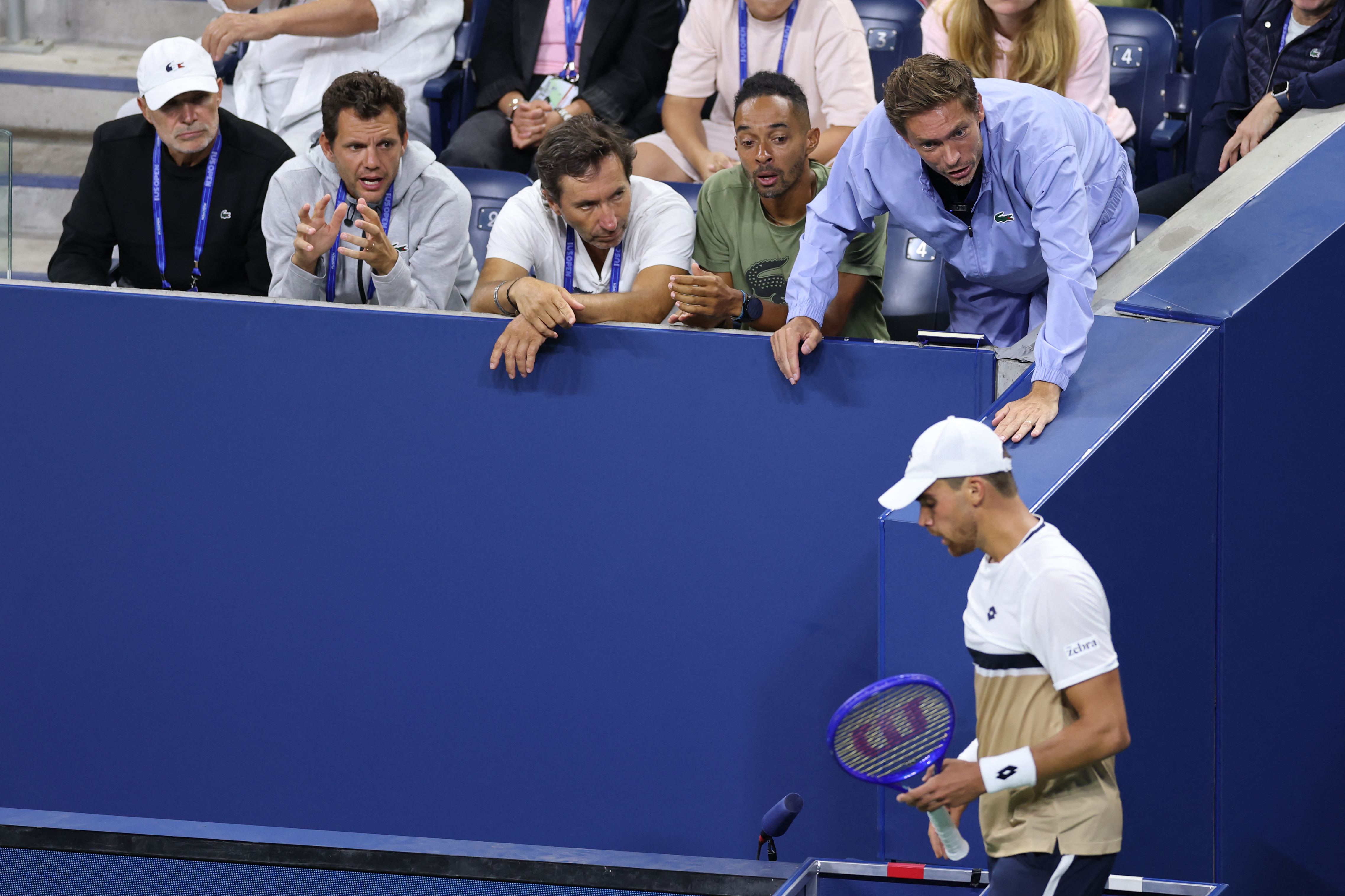 Benjamin Bonzi und vor allem Trainer Nicolas Mahut äußerten klare Kritik an Daniil Medvedev.