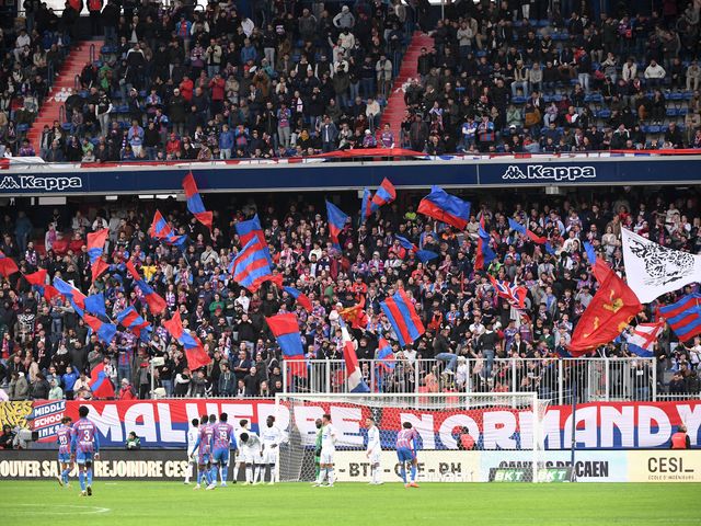 Fanion Stade Malherbe De Caen - Grand Format - Supporter SMC