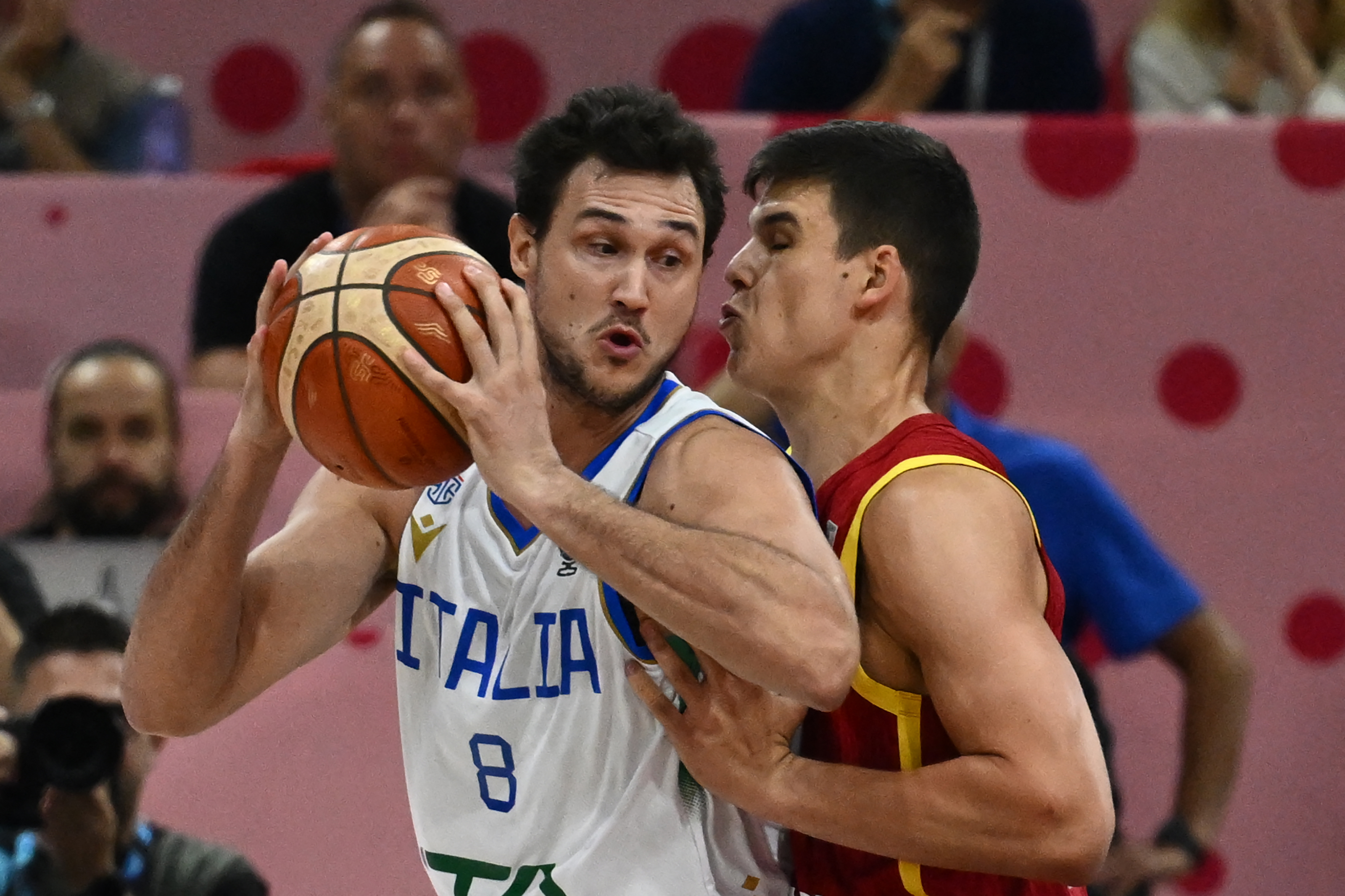 Gallinari y Pradilla en el Italia-España
