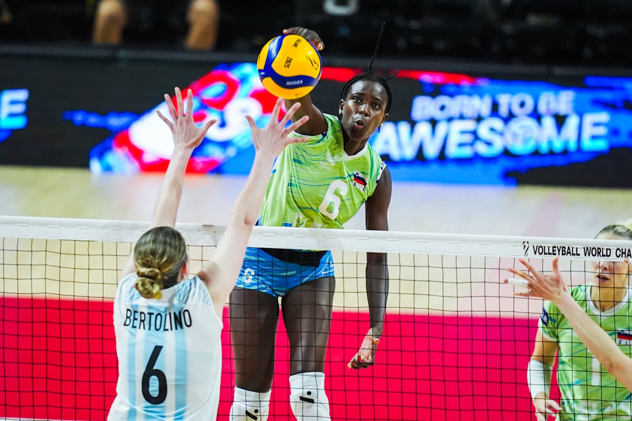 Fatoumatta Sillah durante Slovenia-Argentina (3-0) ai Mondiali femminili 2025. Photo Credit: volleyballworld.com