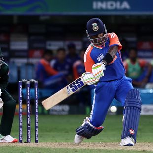 India v Pakistan LIVE - Asia Cup final sees Pakistan asked to bat first in blockbuster clash