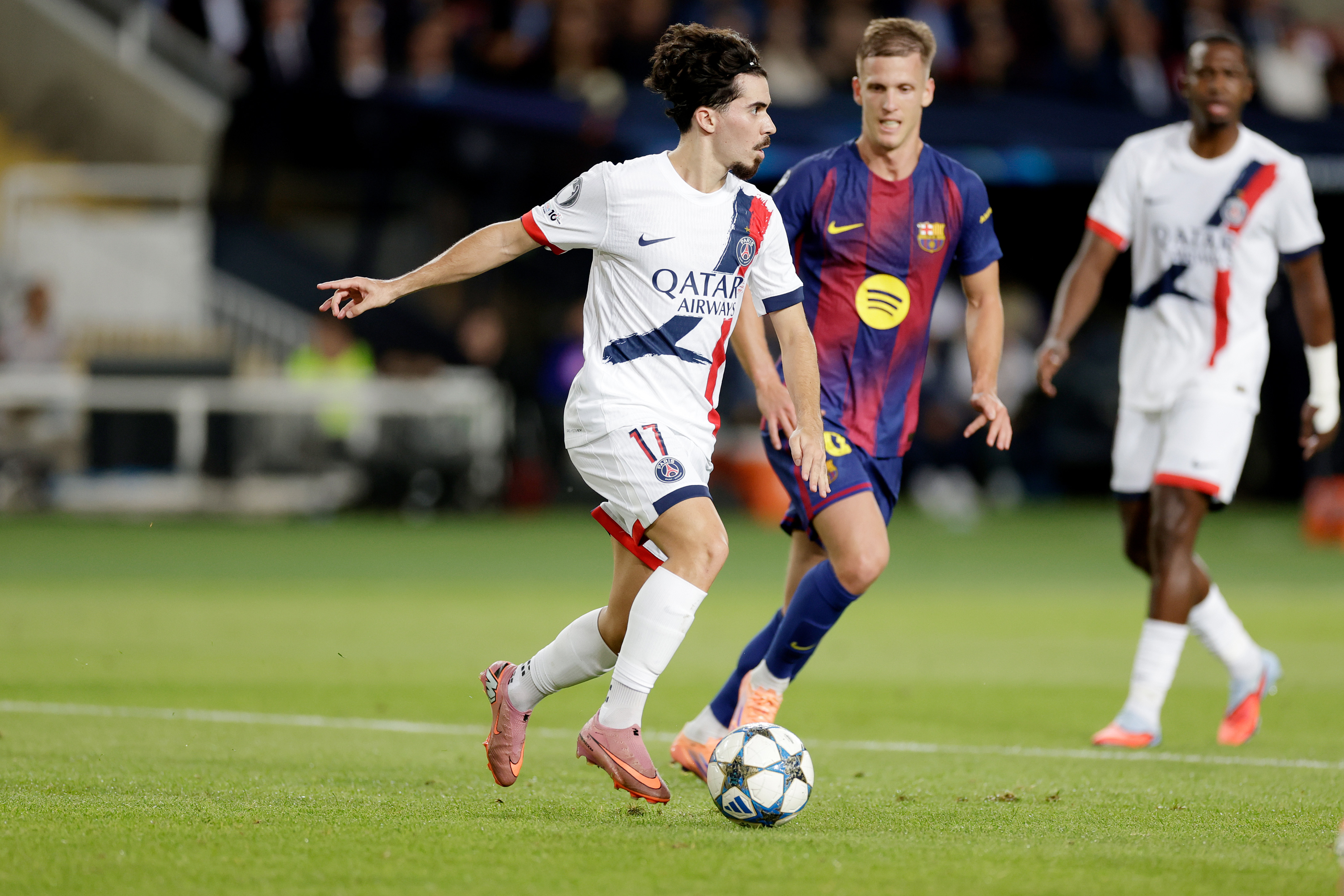 Vitinha en el Barcelona-PSG