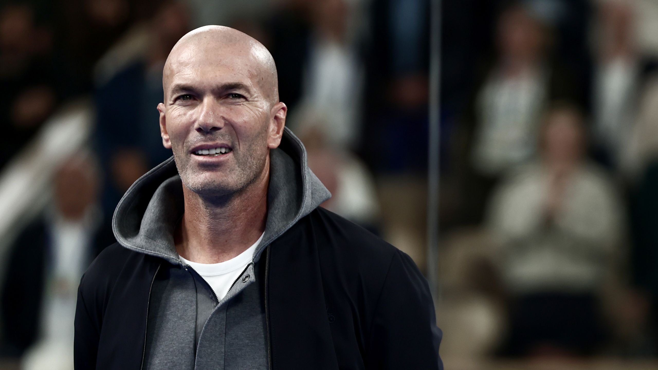 Cómo Zinedine Zidane pudo haber jugado en la Premier League