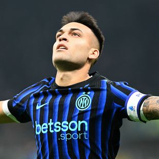 Martinez fires stunner into top corner to give Inter early lead