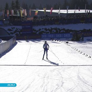 Vittozzi back to winning ways with stunning pursuit triumph