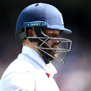 Nightmare start for England again with Duckett gone for two