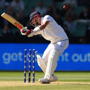 England trail after chaotic 20-wicket first day at MCG