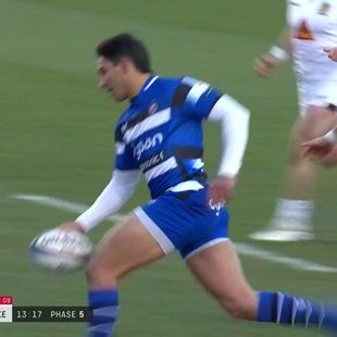 Watch: Carreras finishes off sublime move as Bath score three tries in seven minutes