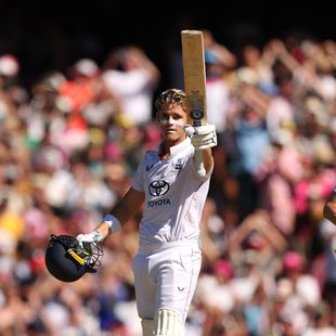 ‘Birth of a new Test cricket star’ - Bethell brings up his century