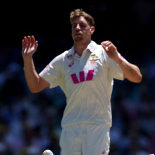 'Absolute shocker' - Green hands Duckett a life