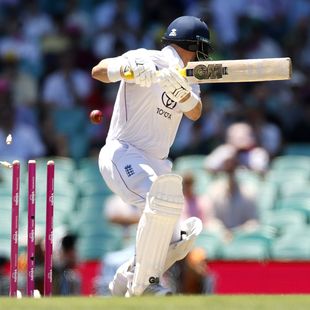 Duckett's 'miserable series' ends as he chops on to Neser