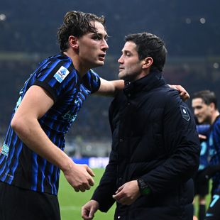 Ce veste pentru Cristi Chivu! "Copilul" antrenorului român a semnat până în 2032 cu Inter