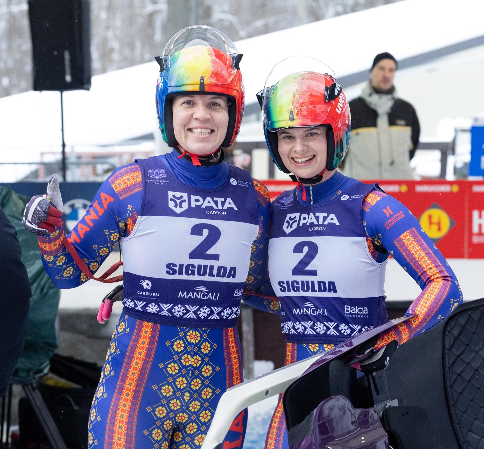 Raluca Strămăturaru & Carmen Manolescu