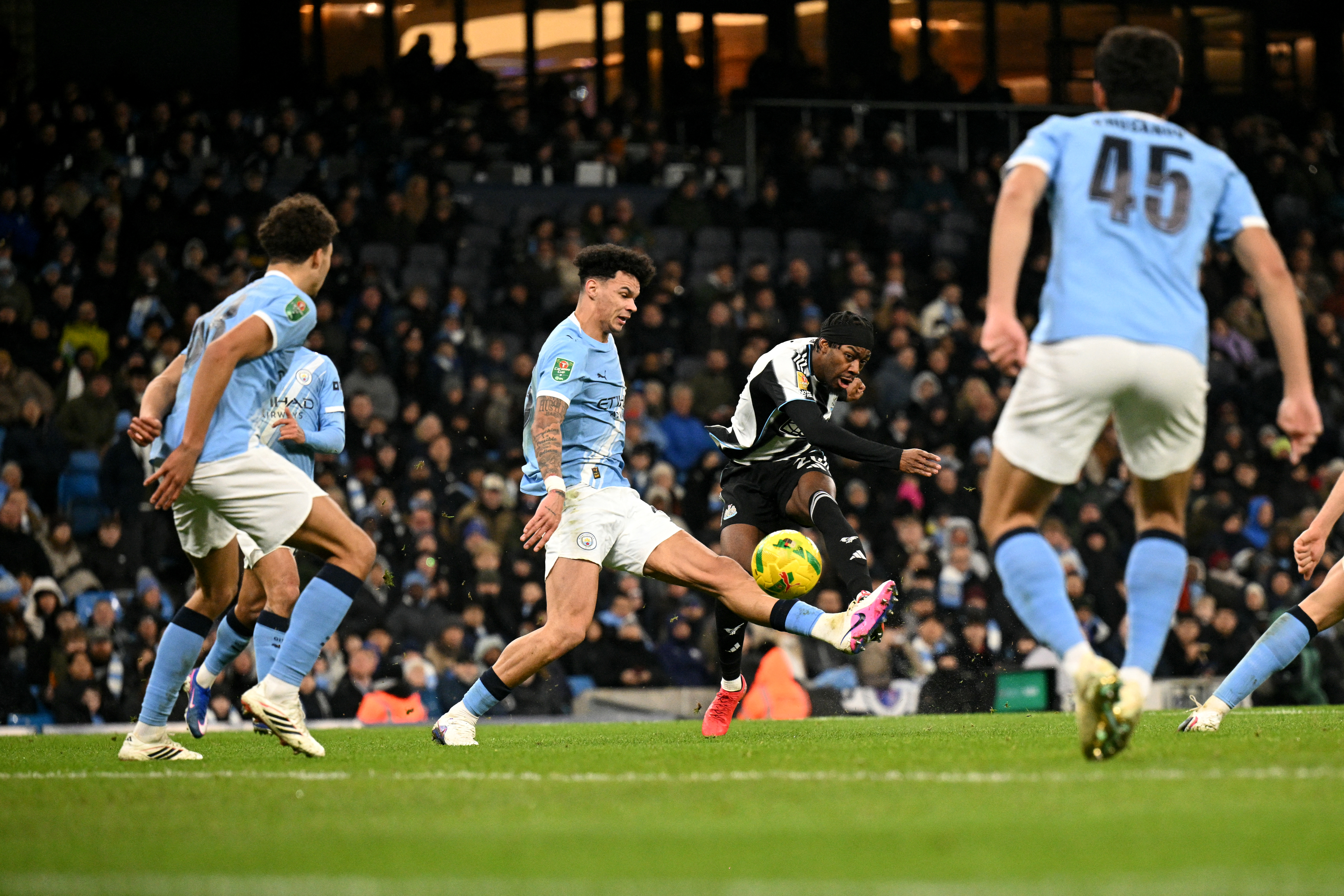 Elenga scores for Newcastle