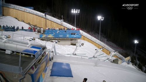 Skok Twardosz na treningu przed olimpijskim konkursem na skoczni normalnej - Mediolan - Cortina 2026