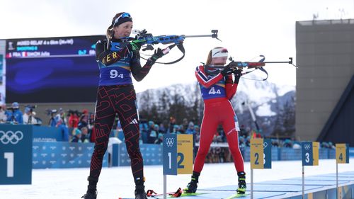 Krimi im letzten Schießen! Preuß rettet Bronze im Mixed