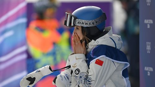 Watch: 'Disaster and it's over!' - Gu falls to end hopes of slopestyle gold