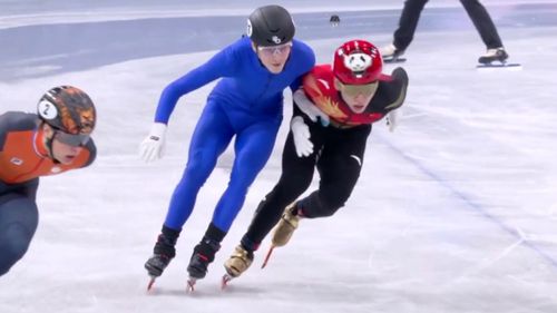 Aufregung im Vorlauf: Chinese bodycheckt Russen aus dem Weg