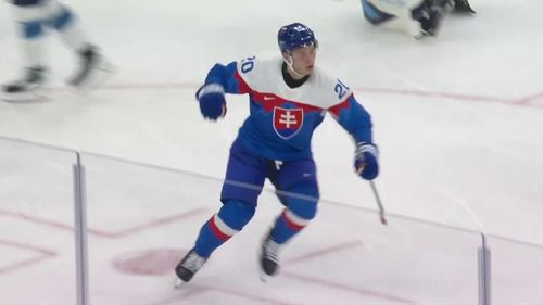 Erstes Tor des Turniers: Slafkovsky nutzt Finnlands Fehler 