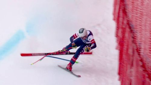 Johnson stürzt nach Fahrfehler ins Fangnetz