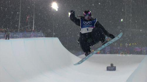Choi Goan zet een magistrale heat neer en wint het goud op de halfpipe in Cortina d'Ampezzo