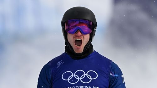 Photo finish alert! Haemmerle does the double after fascinating finish