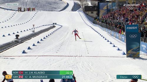 Il tris di Klaebo, il norvegese fa sua anche la 10 km a TL: l'arrivo dell'alieno