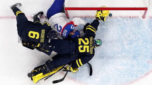 ¡La salvada de los Juegos! Paradón imposible de Suecia casi por fuera de la línea