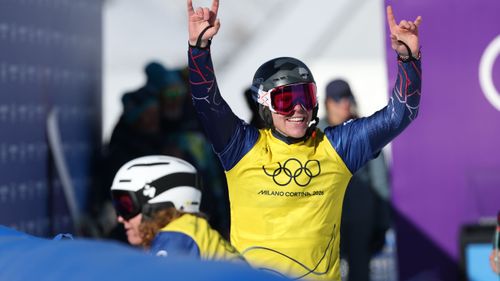 Watch Bankes' thrilling run to win second Winter Olympics gold for GB - 'Unbelievable!'