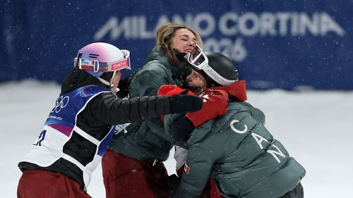 Oldham takes big air gold in 'spectacular show' of women's freestyle skiing