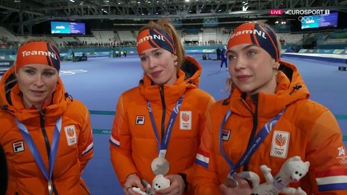Nederlandse vrouwen blij met zilver na verloren finale - "Ik heb nu toch iets tastbaars"
