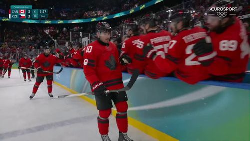 Goal van Nick Suzuki redt Canada vlak voor tijd tegen Tsjechie
