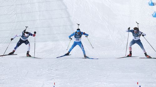 'Have you ever seen that?' - Three biathletes stage impromptu sprint to end race