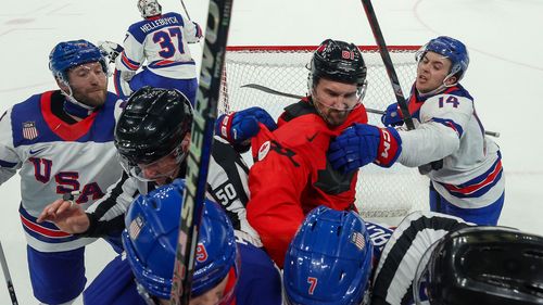 Tension rise as fight erupts in Canada v USA final