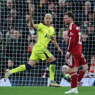 Richarlison schockt Reds in letzter Minute